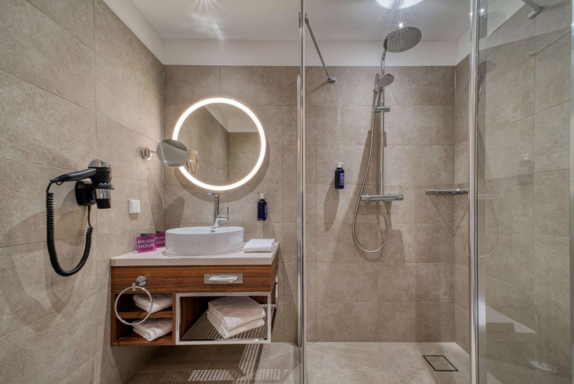 Fourside Hotel Ringsheim, Trademark Collection By Wyndham Экстерьер фото